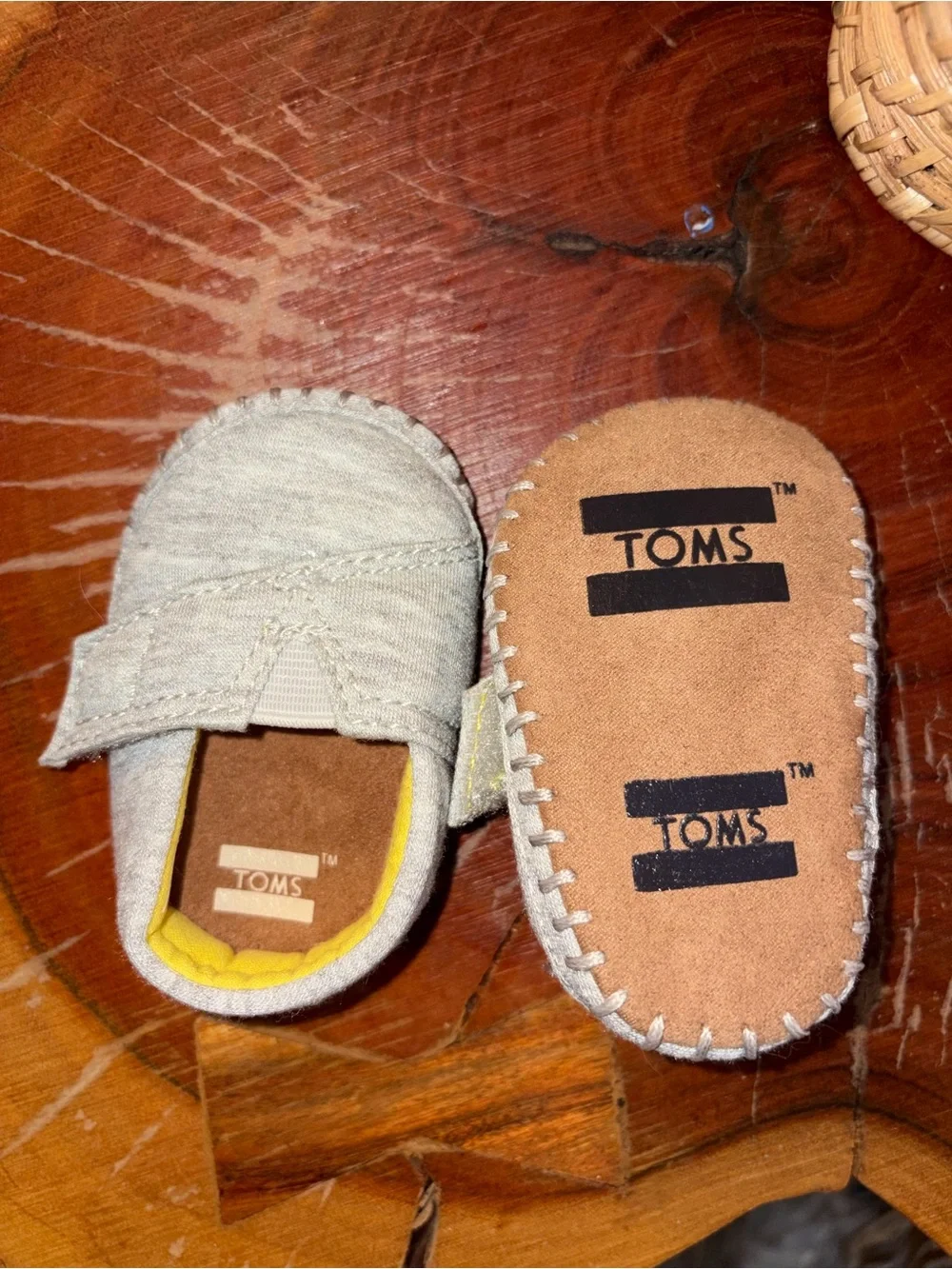 Toms Infant Crib Shoes